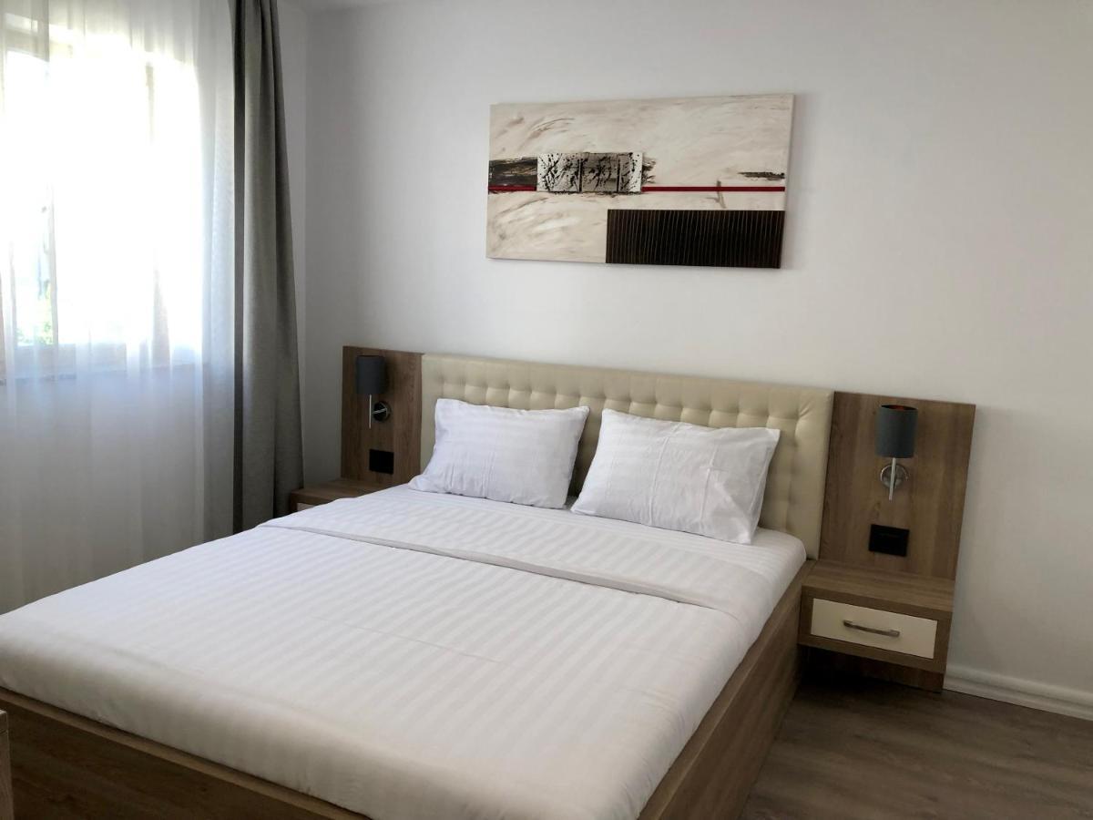 Modern And New Apartments In North Of Timisoara - Pnm Residence Dumbravita  Exterior photo